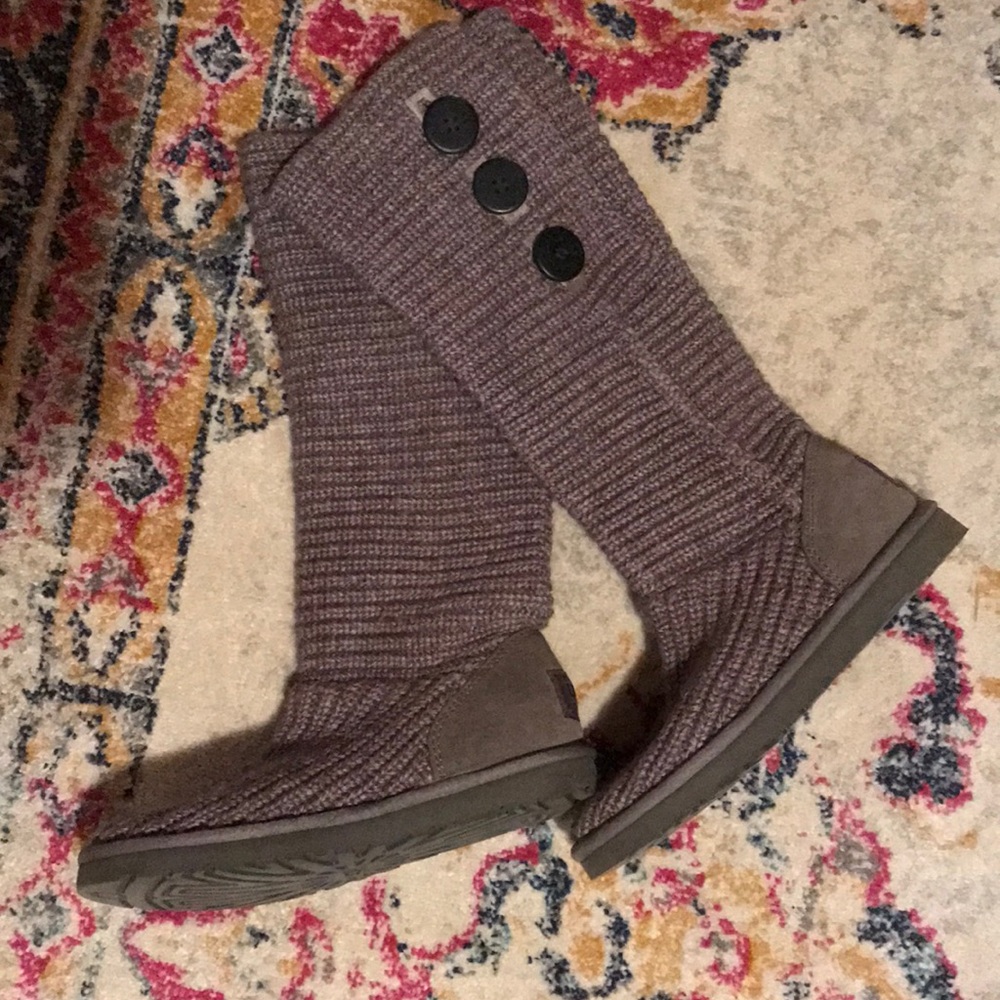 Knitted Ugg boots size 7